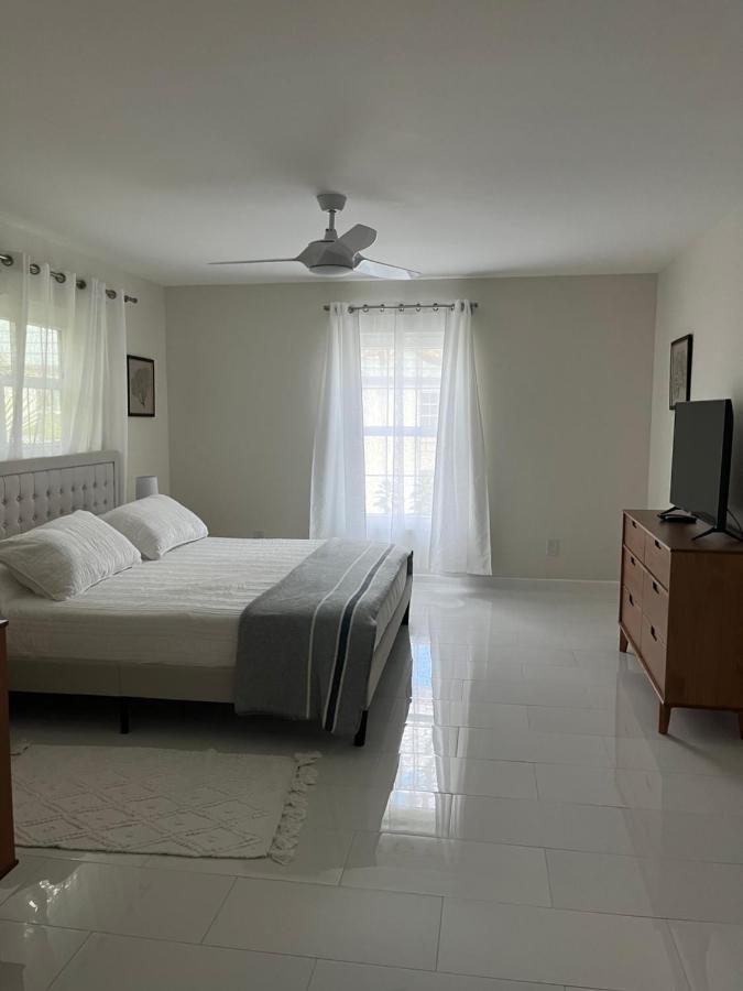 Great Location With Lake View North North Naples 외부 사진
